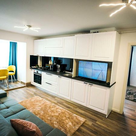 Briana Luxury Apartment คลูจ-นาโปกา ภายนอก รูปภาพ