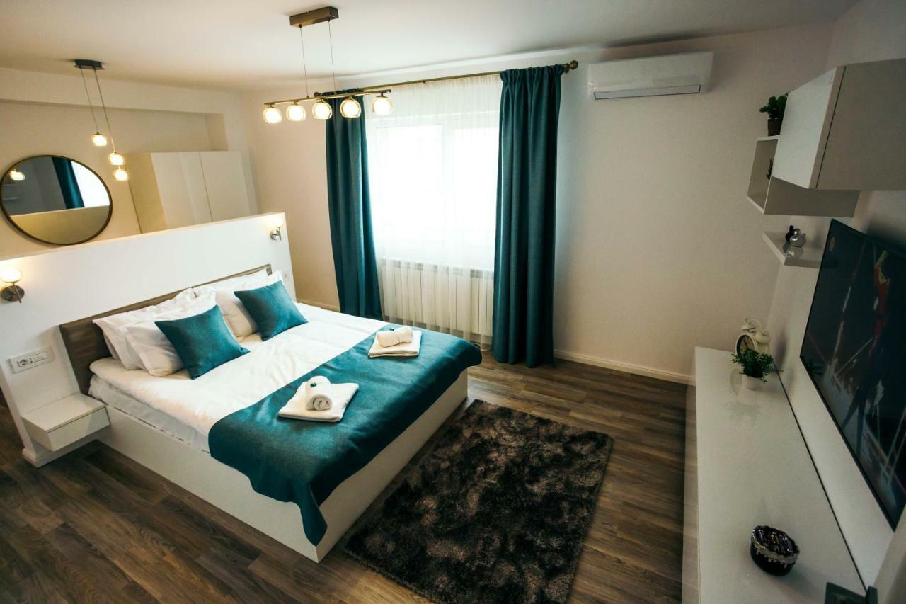 Briana Luxury Apartment คลูจ-นาโปกา ภายนอก รูปภาพ